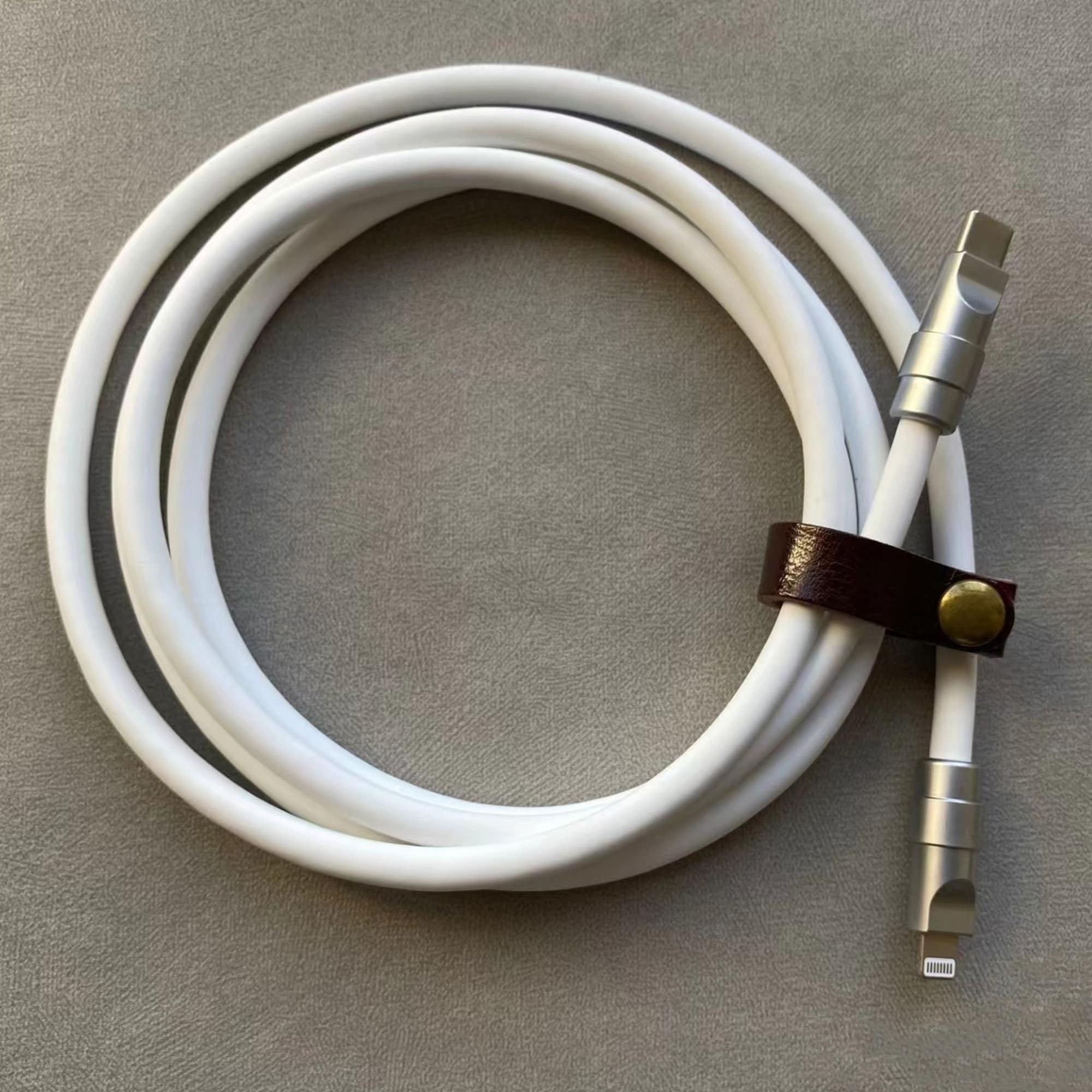 Customized Silicone USB-C / Mini USB / Charging Cables for Keyboards & Phones